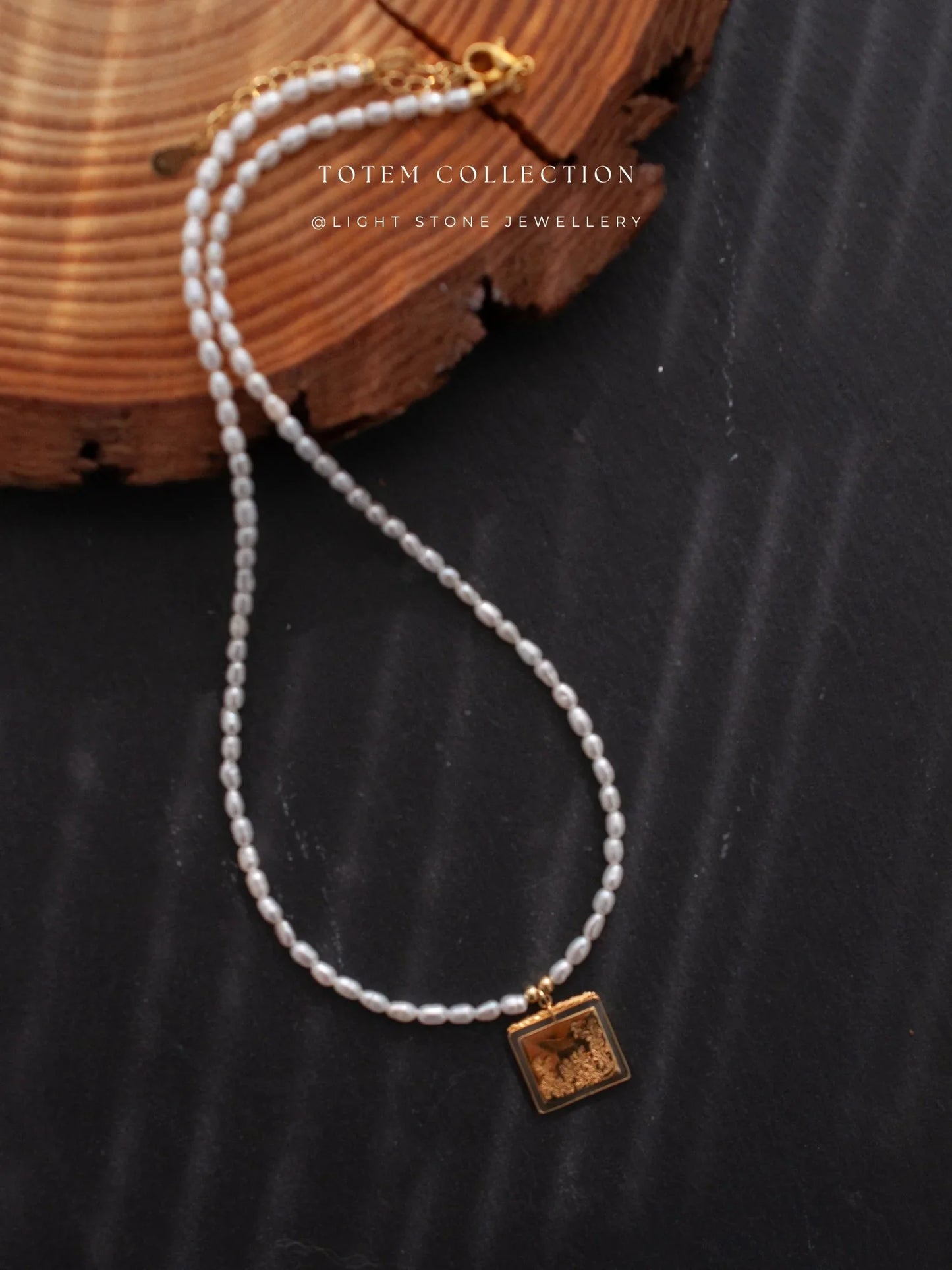 Totem Gold Pine Tree Pearl Necklace