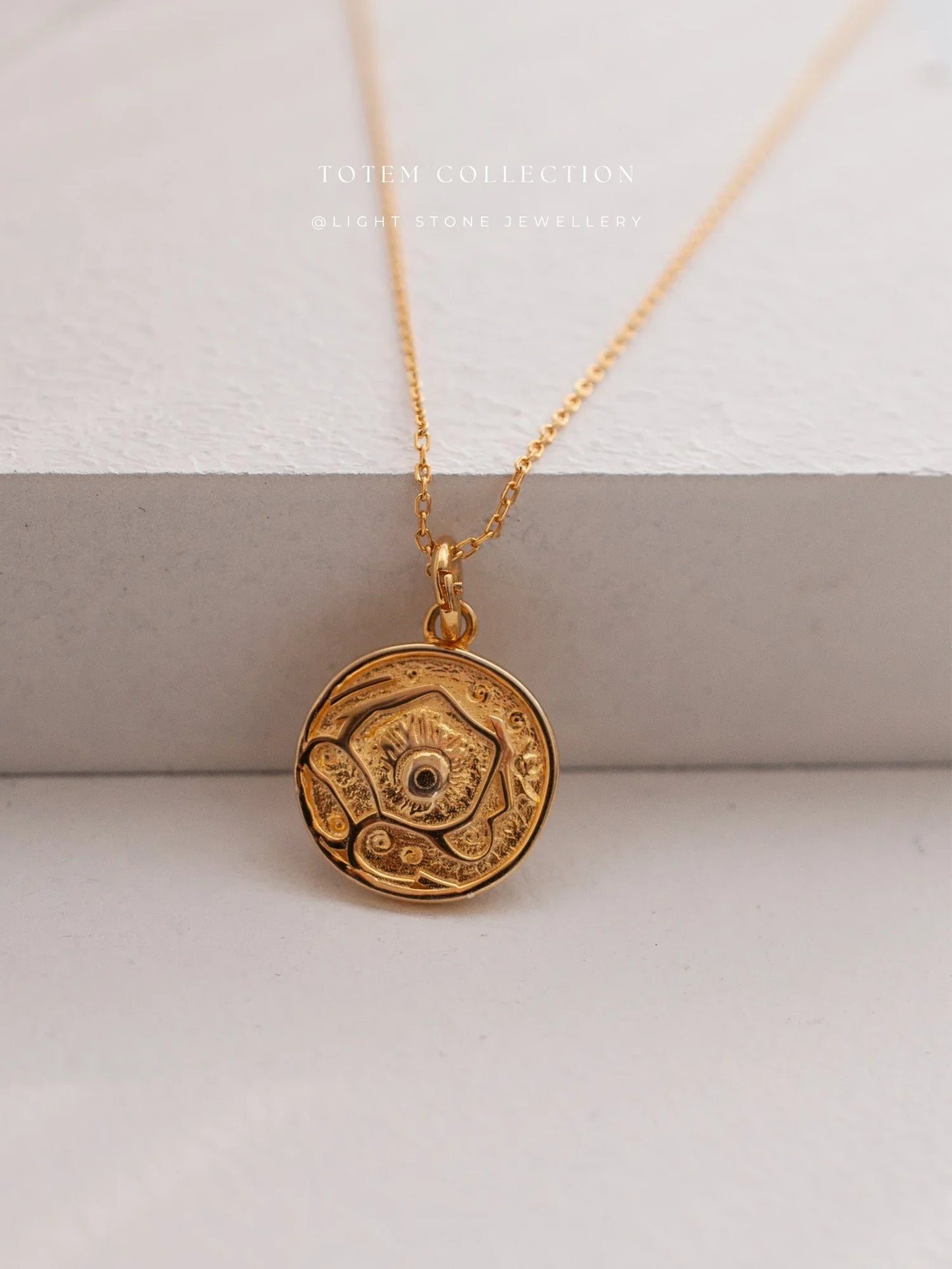 Totem Pottery Circular Necklace