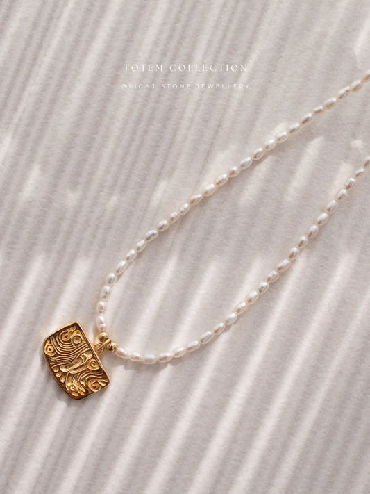 Totem Gold Phoenix Feather Pearl Necklace