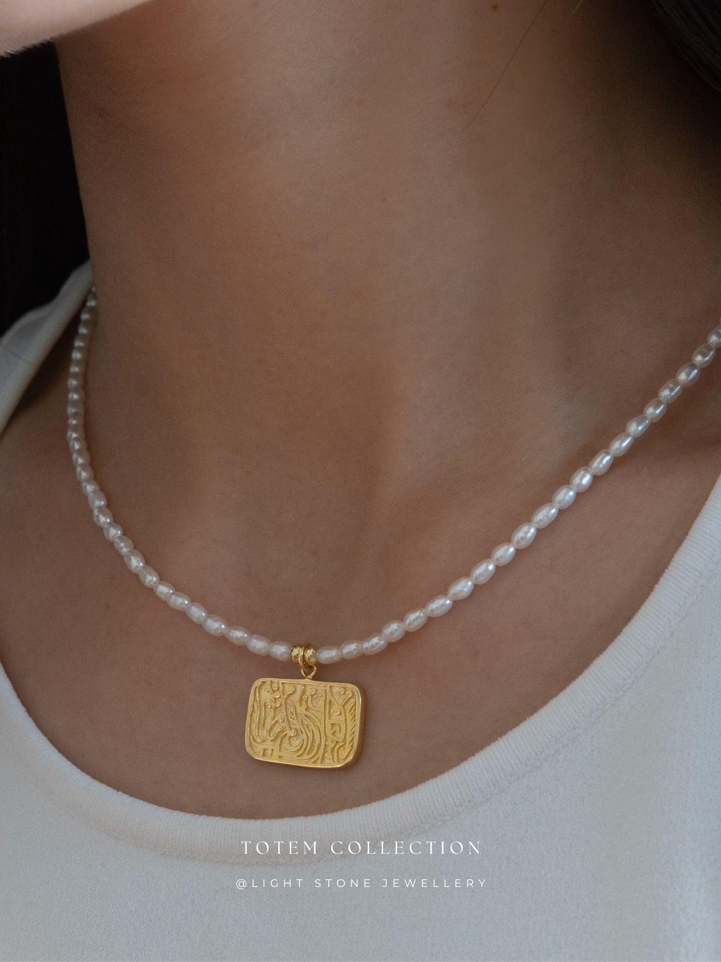 Totem Retro-Modern Phoenix Pearl Necklace