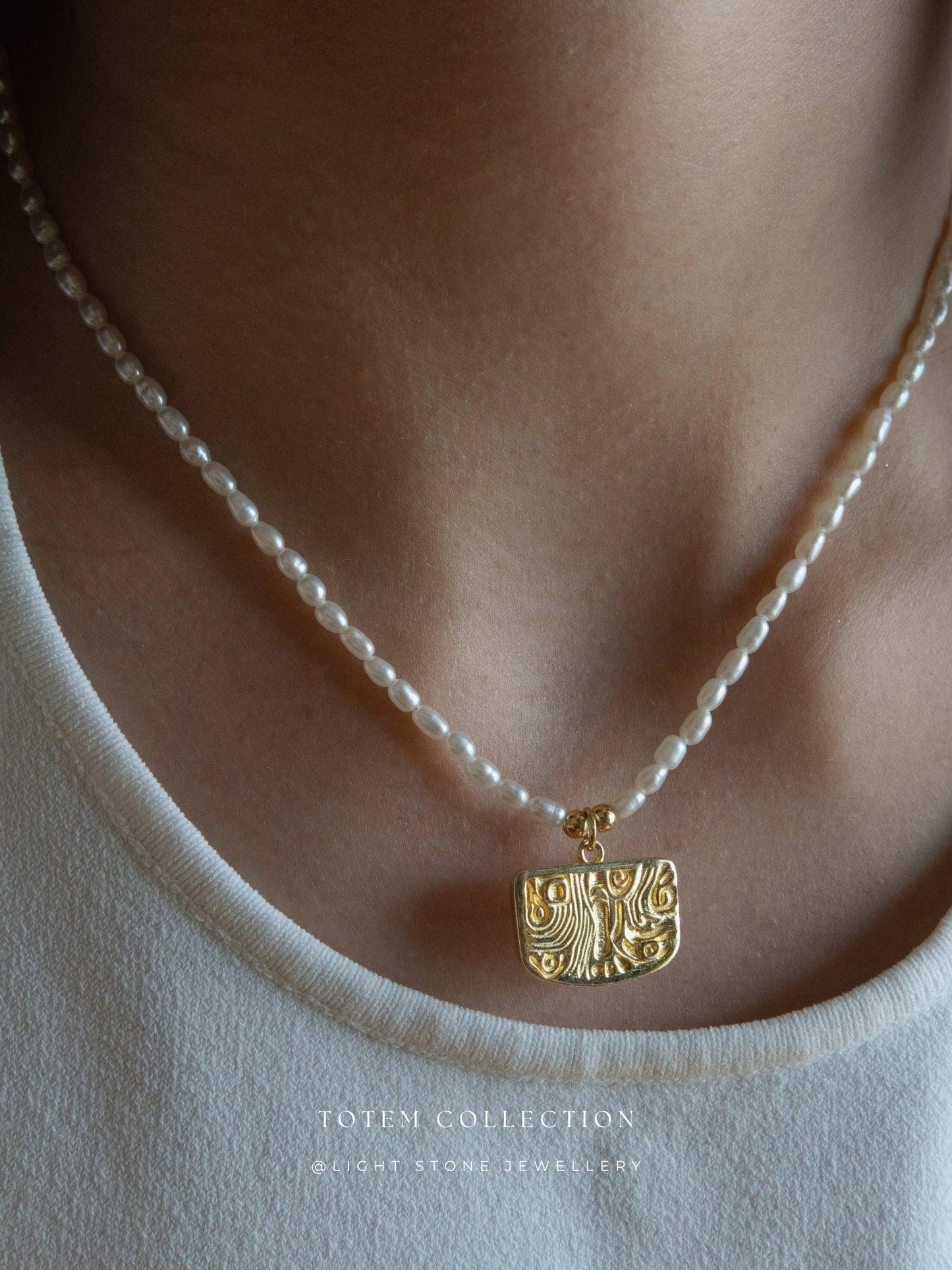 Totem Gold Phoenix Feather Pearl Necklace