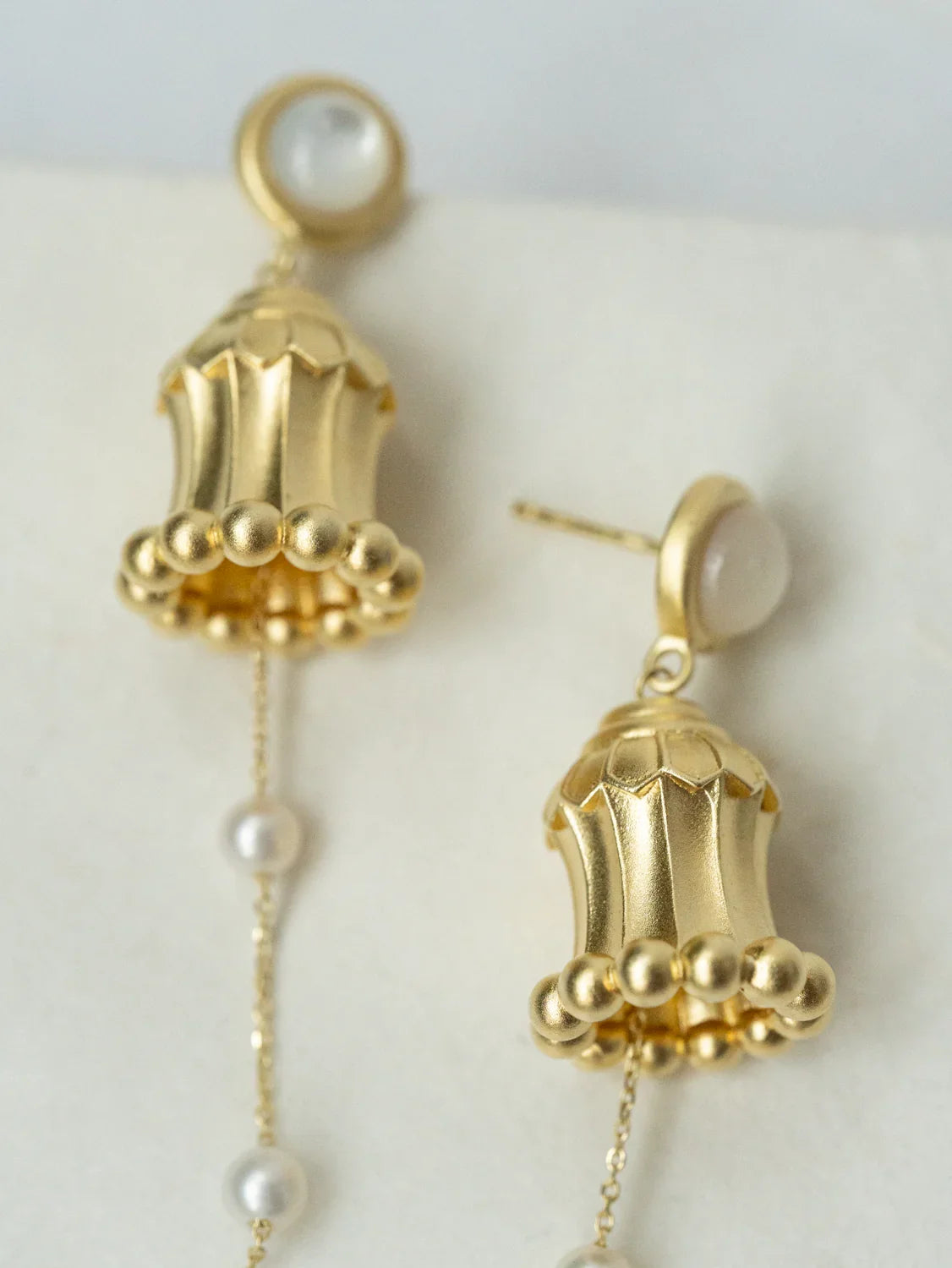 Silk Road Hua Gai Pearl Ear Stud